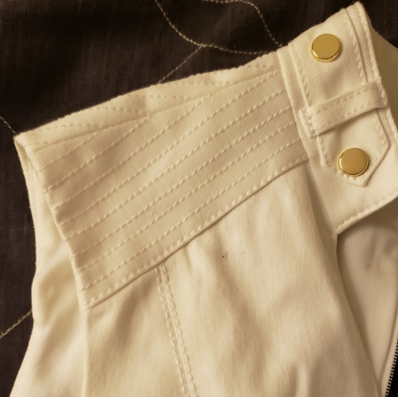 Dress - Picture 5 of 8